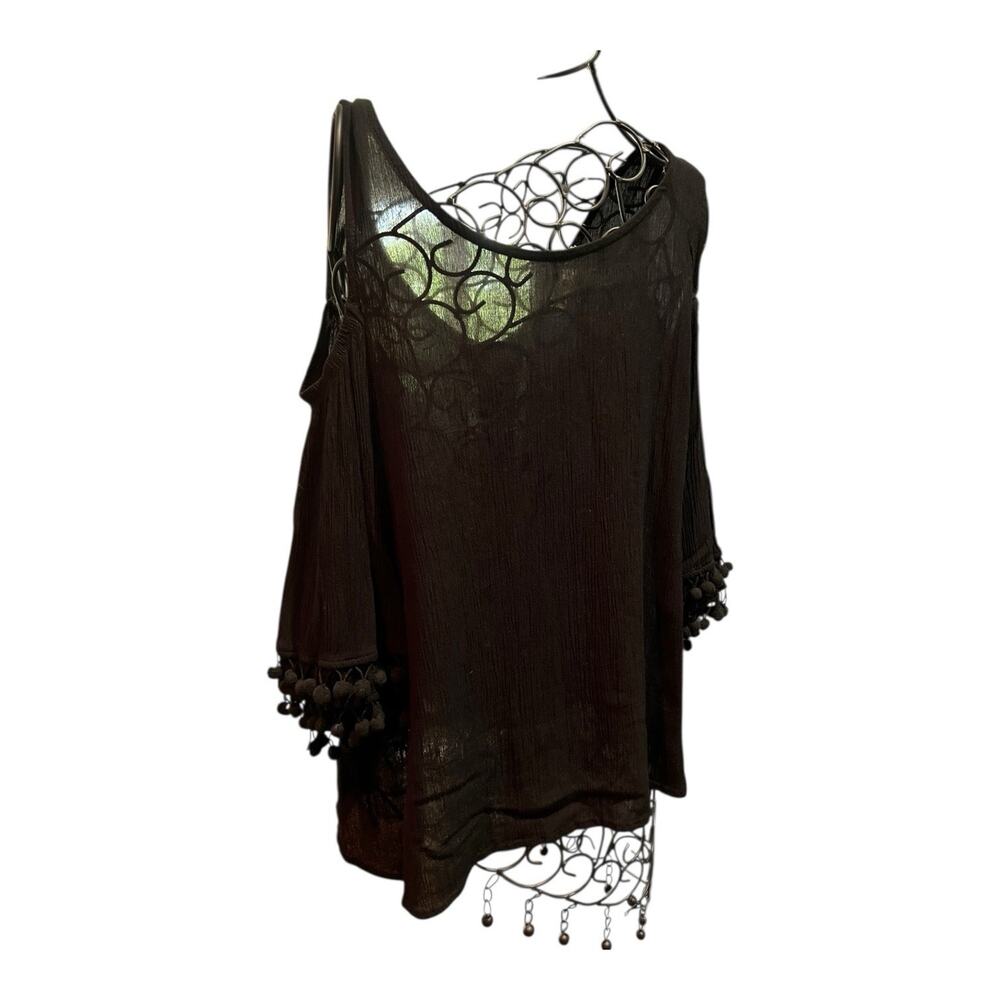 Women’s Cold Shoulder, Black, Small Pom Pom Fringe Trim, EUC